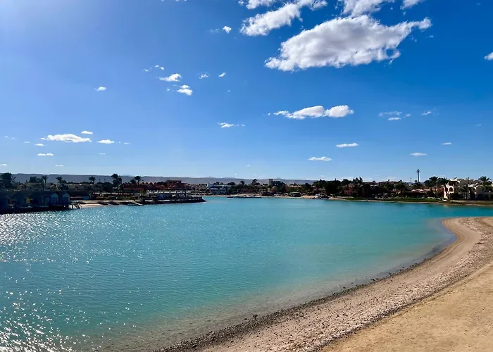 Hill Venezia El Gouna: Pool, Beach&wifi