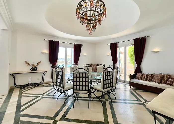 Hill Venezia El Gouna: Pool, Beach&wifi Villa