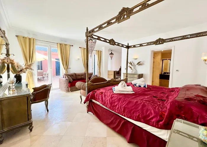 Hill Venezia El Gouna: Pool, Beach&wifi
